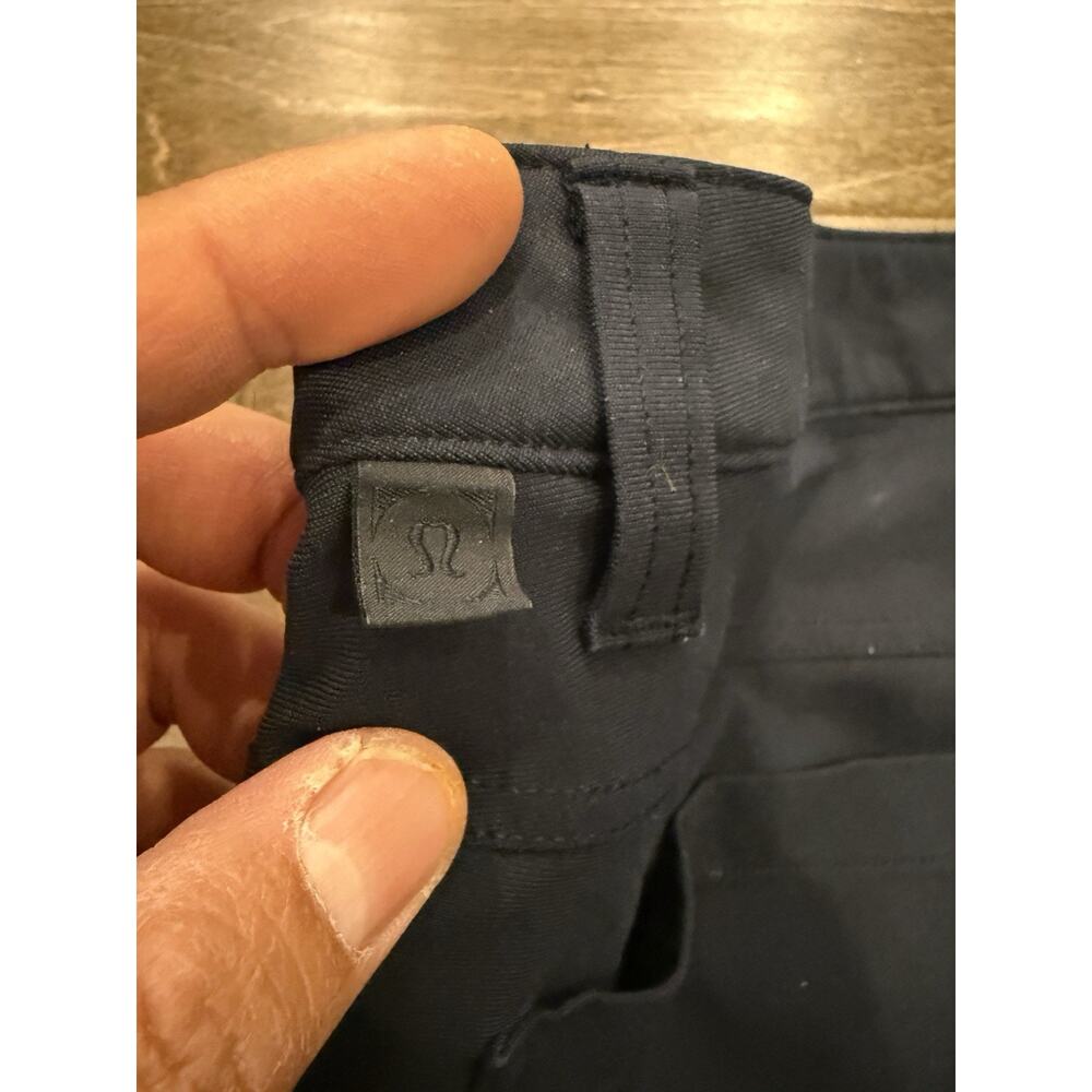 Lululemon ABC Classic-Fit Mens Navy Blue 5 Pocket Chino Pants Size 33 - Picture 6 of 9